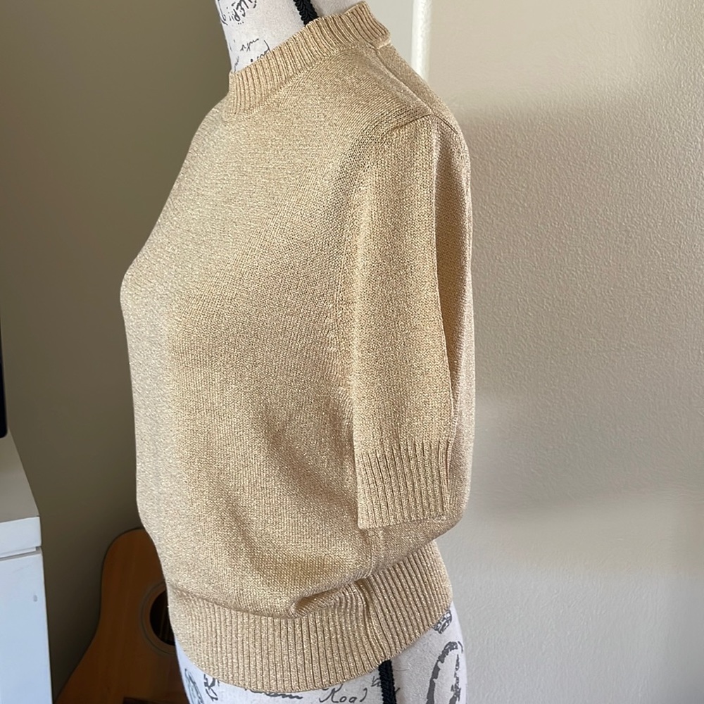 ST. JOHN Gold Knit Sweater - Picture 2 of 9